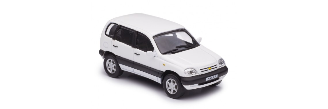 1/43 Chniva 2123 2002 white