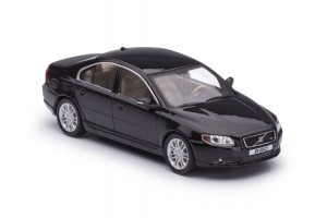 1/43 Swedish saloon S80 2009 black metallic \ beige interior