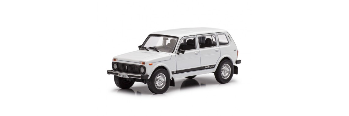 1/43 VAZ-2131 Niva 5 d. white
